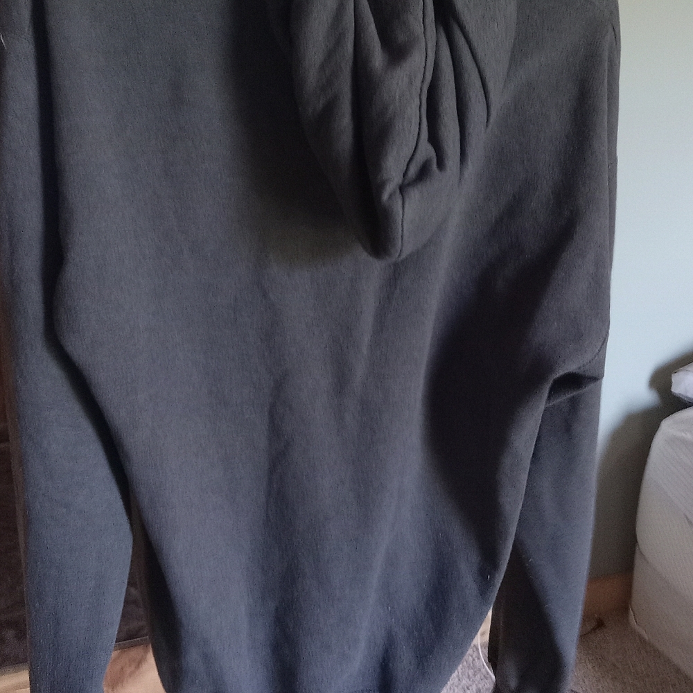 Sweatshirt - Picture 4 of 8